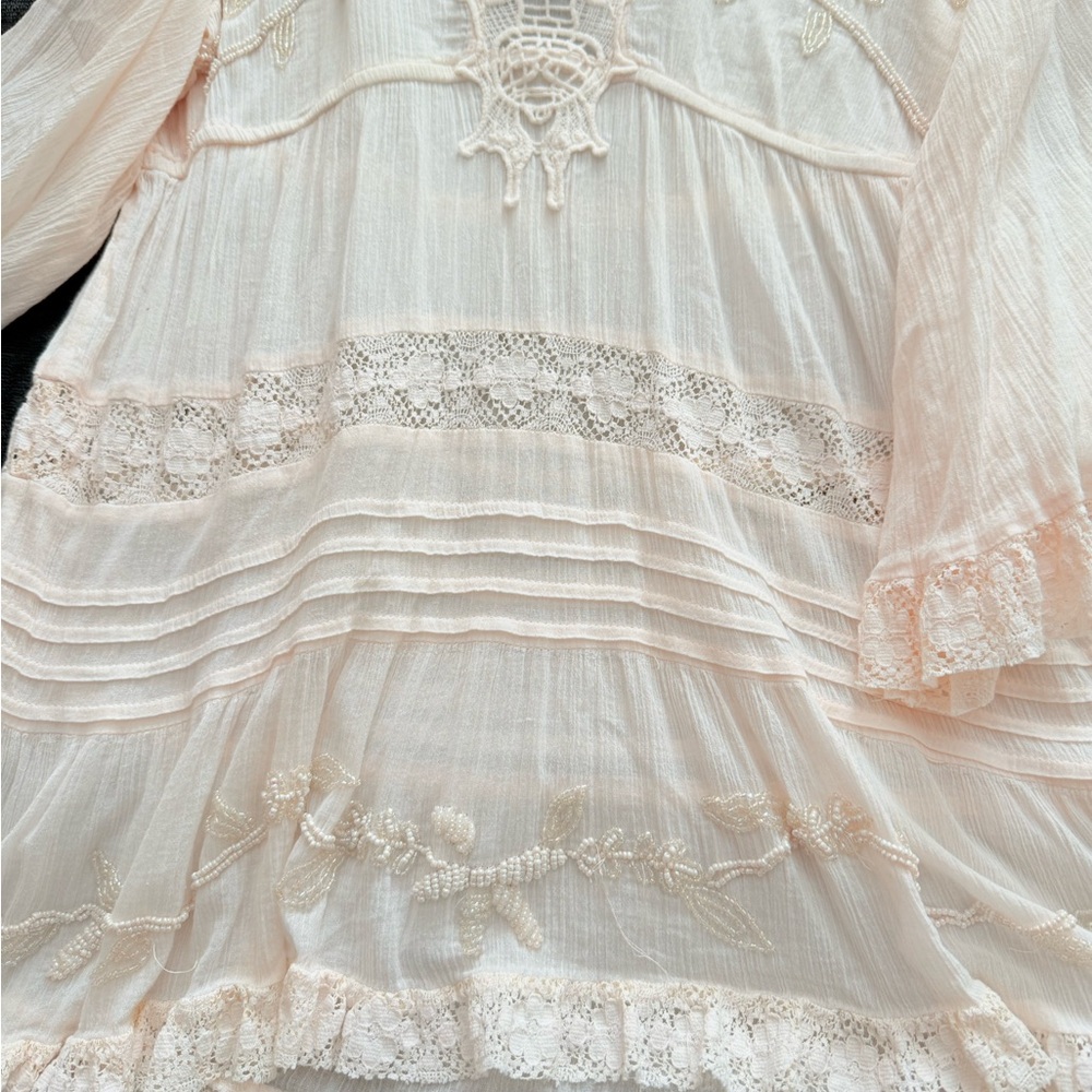 Boston Proper Women’s Rayon Cream 3.4” Sleeve Lace & Beaded Boho Top. Size M - Picture 7 of 9